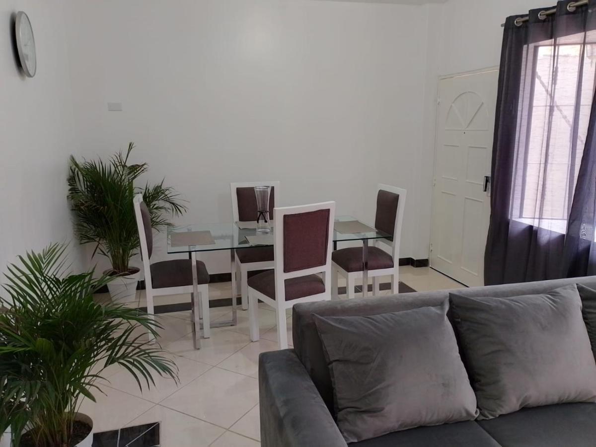 Comfortable 3-Bedroom Apartment, Close To The American Consulate Guayaquil Exteriér fotografie
